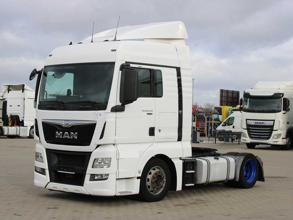 MAN TGX 18.440, LOW DECK, EURO 6 - Tracteur routier: photos 1 MAN TGX 18.440, LOW DECK, EURO 6 - Tracteur routier: photos 1
