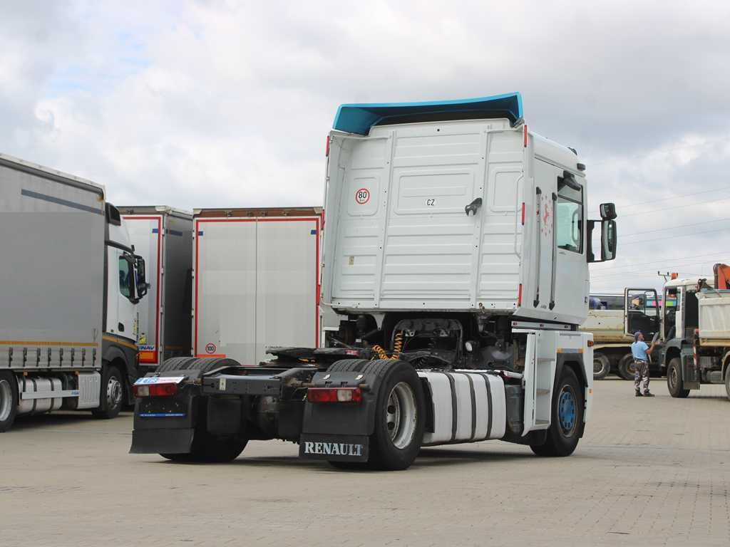 Renault MAGNUM 440.18, EURO 3 - Tracteur routier: photos 2 Renault MAGNUM 440.18, EURO 3 - Tracteur routier: photos 2