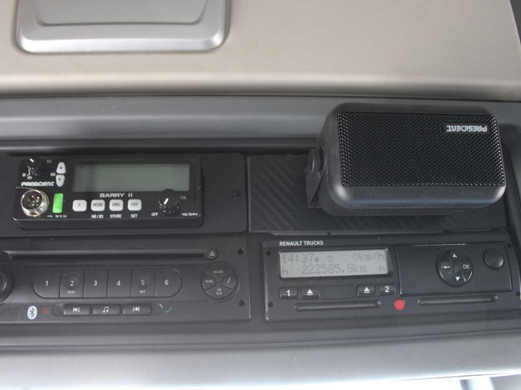 Tracteur routier Renault T 520, EURO 6, LOWDECK, INDEPENDENT AIR CONDITIONING, TYRES 80%: photos 12