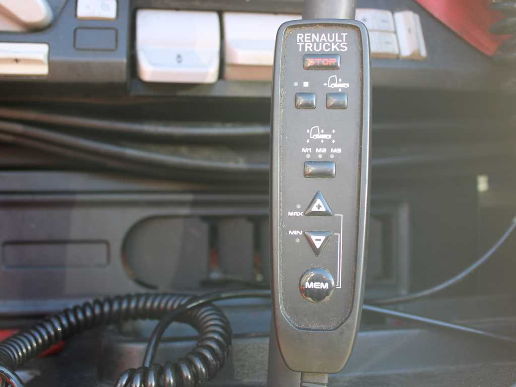 Tracteur routier Renault T 520, EURO 6, LOWDECK, TIRES 80%: photos 8