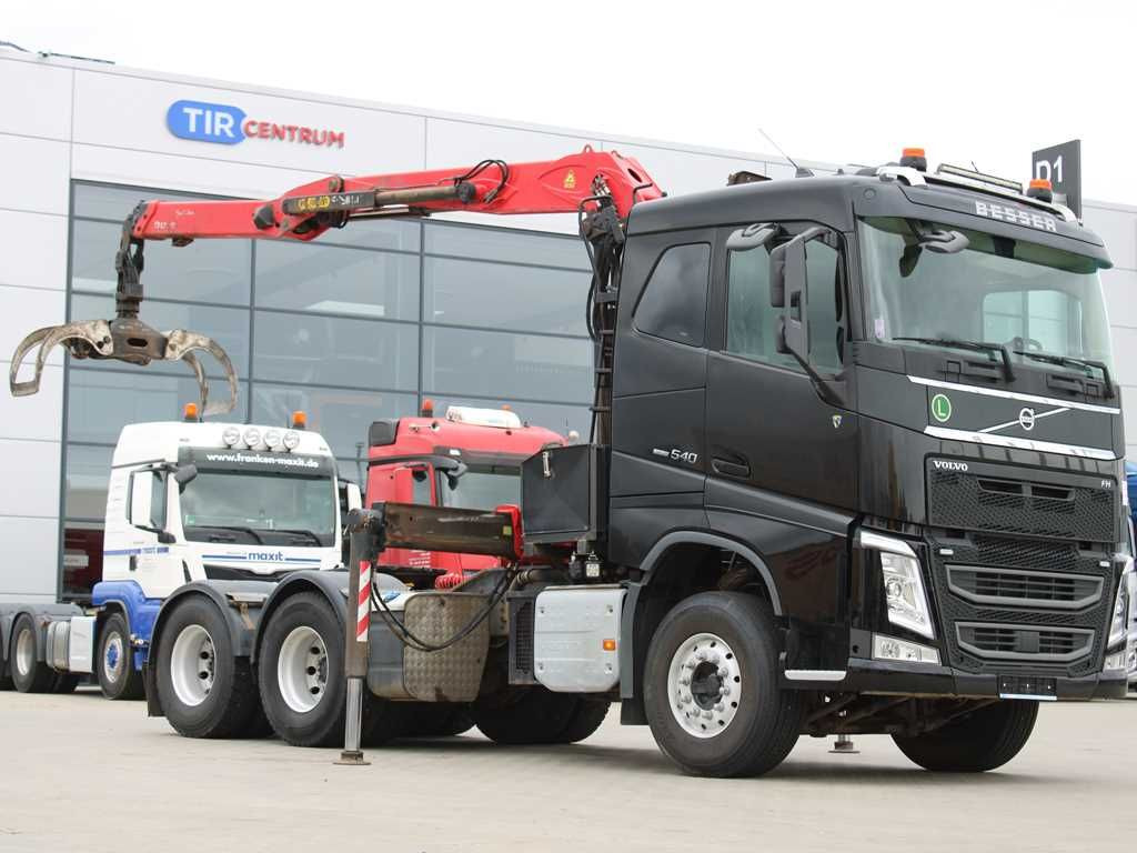 Volvo FH 540, 6X4, VEB+, Crane EPSILON Q170Z96 - Tracteur routier: photos 2 Volvo FH 540, 6X4, VEB+, Crane EPSILON Q170Z96 - Tracteur routier: photos 2