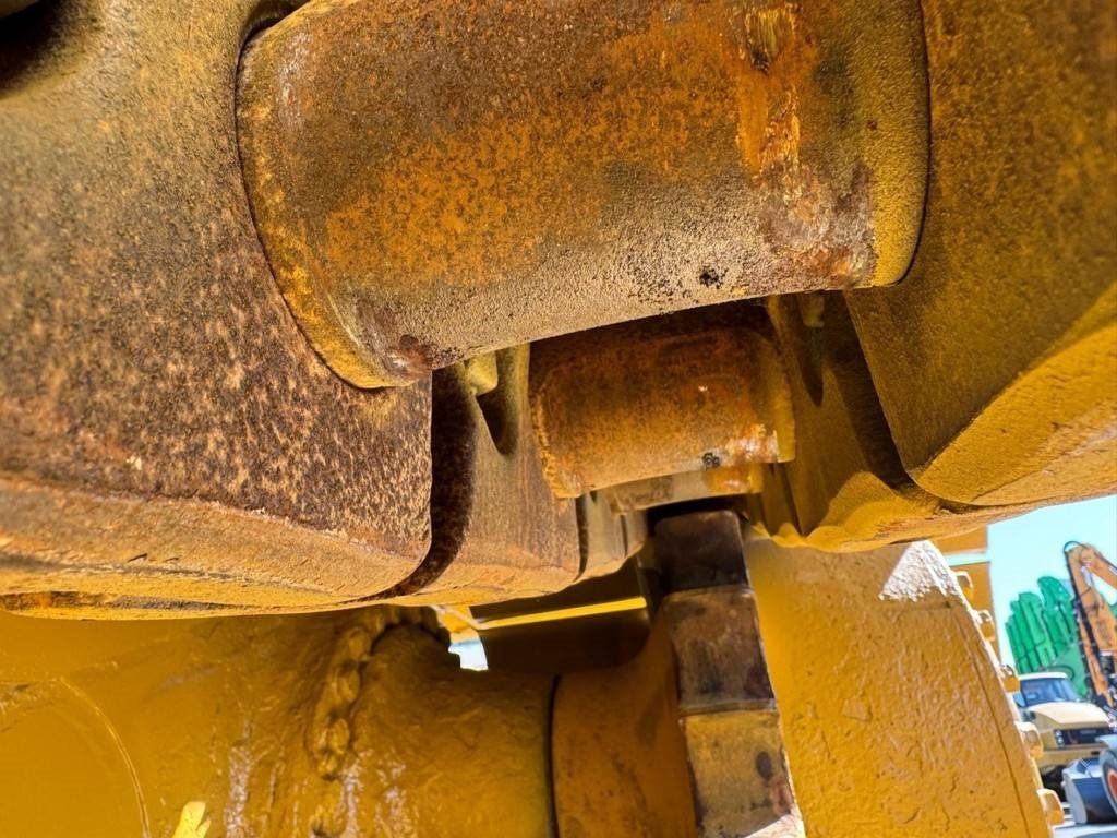 Bulldozer CAT D8T LGP: photos 21