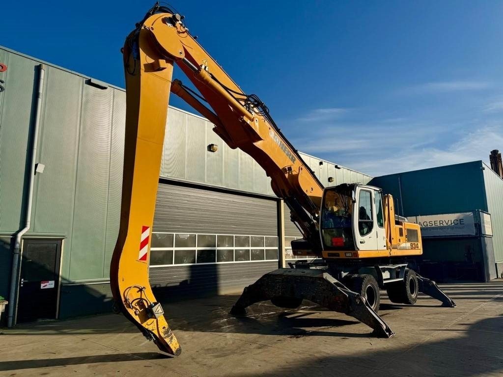 Liebherr A 934 C - Pelle de manutention: photos 3 Liebherr A 934 C - Pelle de manutention: photos 3