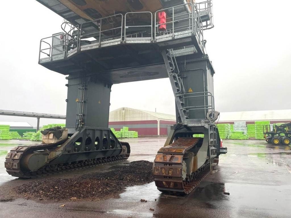 Liebherr LH 120 CG - Pelle de manutention: photos 5 Liebherr LH 120 CG - Pelle de manutention: photos 5