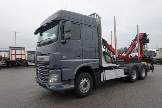 DAF FAT XF 510 mit Penz Ladekran 15Z8.70 inkl. Holzgreifer 6x4 - Camion grumier: photos 1 DAF FAT XF 510 mit Penz Ladekran 15Z8.70 inkl. Holzgreifer 6x4 - Camion grumier: photos 1