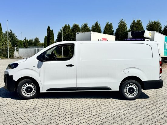 Fiat Scudo M BlueDHi 120 6-Gang - Fourgon utilitaire: photos 2 Fiat Scudo M BlueDHi 120 6-Gang - Fourgon utilitaire: photos 2