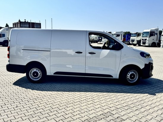 Fiat Scudo M BlueDHi 120 6-Gang - Fourgon utilitaire: photos 5 Fiat Scudo M BlueDHi 120 6-Gang - Fourgon utilitaire: photos 5