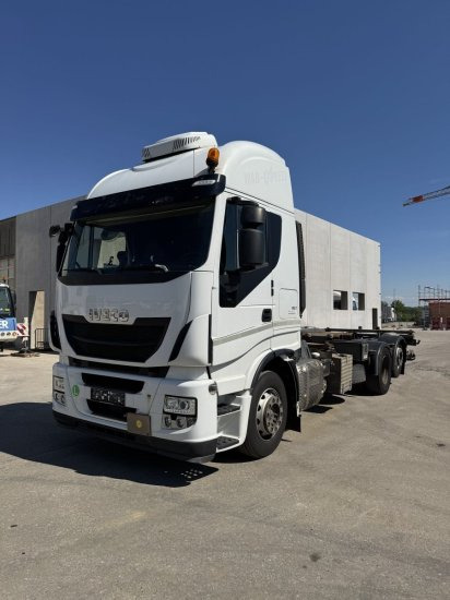 Iveco Stralis AS260SY LBW BDF, Automatik, E6, Standklkima - Camion porte-conteneur/ Caisse mobile: photos 1 Iveco Stralis AS260SY LBW BDF, Automatik, E6, Standklkima - Camion porte-conteneur/ Caisse mobile: photos 1