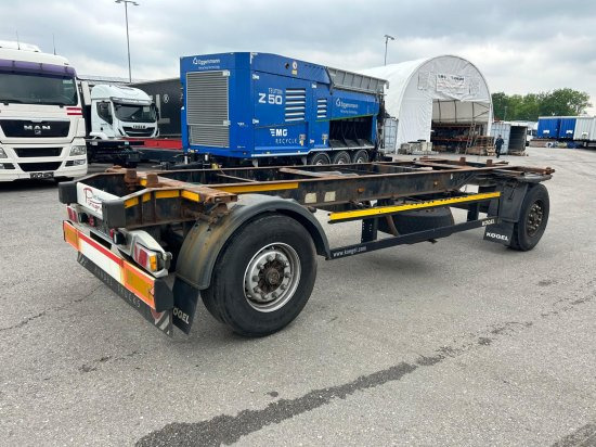 Kögel AW18, BDF-Lafette, BPW-Achsen - Remorque porte-conteneur/ Caisse mobile: photos 2 Kögel AW18, BDF-Lafette, BPW-Achsen - Remorque porte-conteneur/ Caisse mobile: photos 2