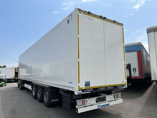 Krone SDK27 Dryliner Koffer Auflieger, Zurschienen ,5 Stück verfügbar - Semi-remorque fourgon: photos 3 Krone SDK27 Dryliner Koffer Auflieger, Zurschienen ,5 Stück verfügbar - Semi-remorque fourgon: photos 3
