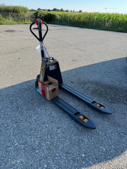 Linde Niederhubwagen MT15C - Transpalette: photos 5 Linde Niederhubwagen MT15C - Transpalette: photos 5