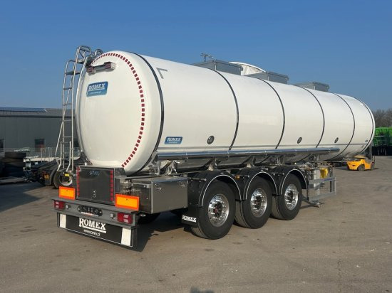 Romex R-31, Lebensmitteltankauflieger 31000l 3 Kammern - Semi-remorque citerne: photos 2 Romex R-31, Lebensmitteltankauflieger 31000l 3 Kammern - Semi-remorque citerne: photos 2