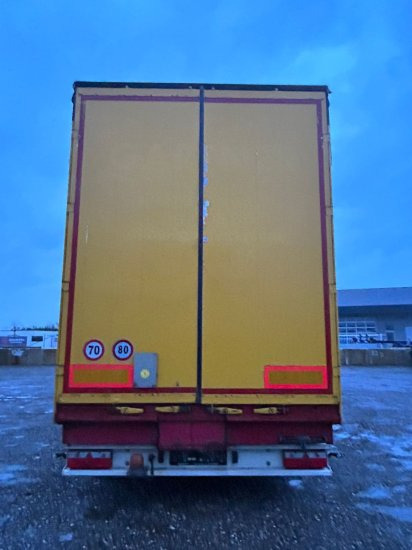 Schwarzmüller ,Fahrzeugtransporter, Mulde + Hubdach, Edscha-Verdeck, Auffahrtsrampen - Semi-remorque rideaux coulissants: photos 5 Schwarzmüller ,Fahrzeugtransporter, Mulde + Hubdach, Edscha-Verdeck, Auffahrtsrampen - Semi-remorque rideaux coulissants: photos 5