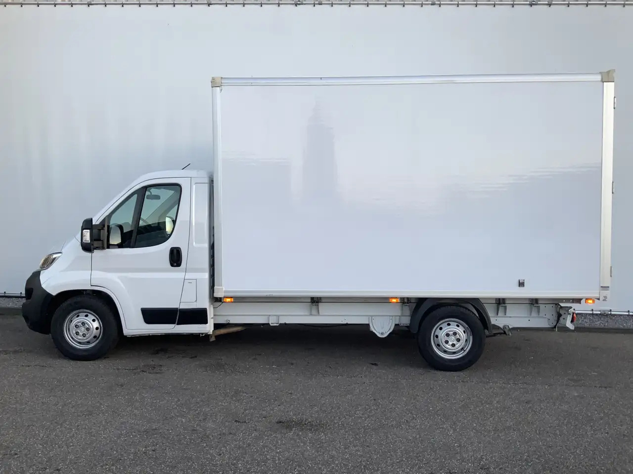 Citroen Jumper 2.2 BlueHDi 165 L3 3.5t Meubel bak & Deuren Airco - Fourgon grand volume: photos 3 Citroen Jumper 2.2 BlueHDi 165 L3 3.5t Meubel bak & Deuren Airco - Fourgon grand volume: photos 3