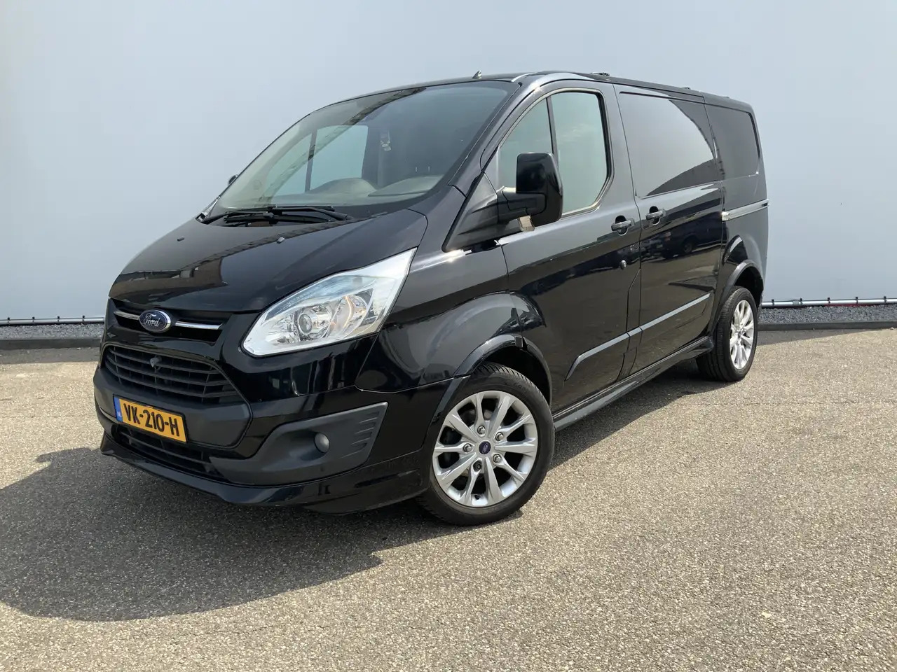 Ford Transit Custom 290 2.2 TDCI L1H1 Sport Airco Cruise 3 Zits Dub Sc - Fourgonnette: photos 1 Ford Transit Custom 290 2.2 TDCI L1H1 Sport Airco Cruise 3 Zits Dub Sc - Fourgonnette: photos 1