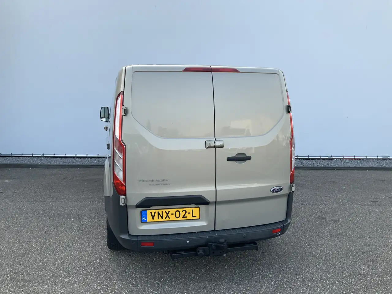 Ford Transit Custom 340 2.0 TDCI L2H1 Trend Airco Cruise 3 Zits Dub Sc - Fourgonnette: photos 2 Ford Transit Custom 340 2.0 TDCI L2H1 Trend Airco Cruise 3 Zits Dub Sc - Fourgonnette: photos 2