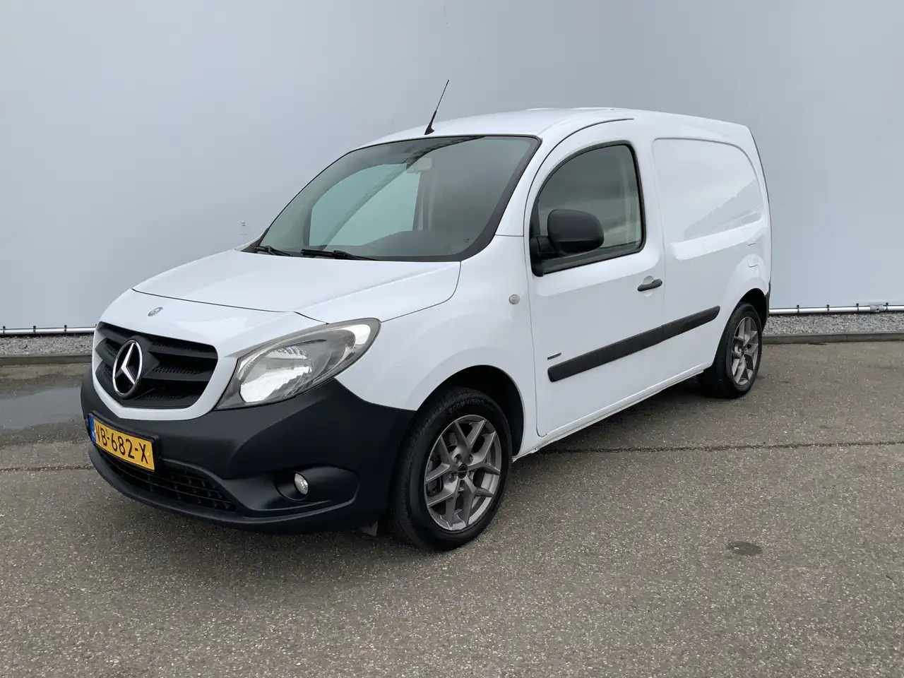 Mercedes-Benz Citan 109 CDI BlueEFFICIENCY Airco Alu Velg Trekhaak 105 - Fourgonnette: photos 1 Mercedes-Benz Citan 109 CDI BlueEFFICIENCY Airco Alu Velg Trekhaak 105 - Fourgonnette: photos 1