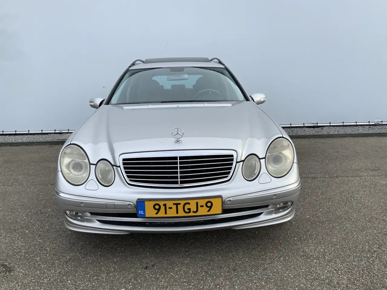 Mercedes-Benz E 500 Combi V8 Elegance 4-Matic airmatic,full option en crédit-bail Mercedes-Benz E 500 Combi V8 Elegance 4-Matic airmatic,full option: photos 18