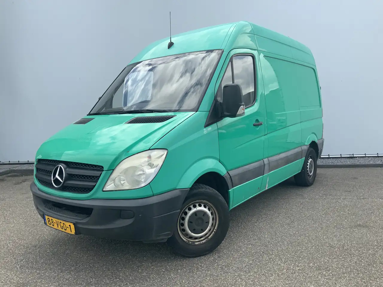 Mercedes-Benz Sprinter 311 2.2 CDI 325 H2 L1 Zits 3 Trekhaak 2800 kg & Op - Fourgonnette: photos 1 Mercedes-Benz Sprinter 311 2.2 CDI 325 H2 L1 Zits 3 Trekhaak 2800 kg & Op - Fourgonnette: photos 1