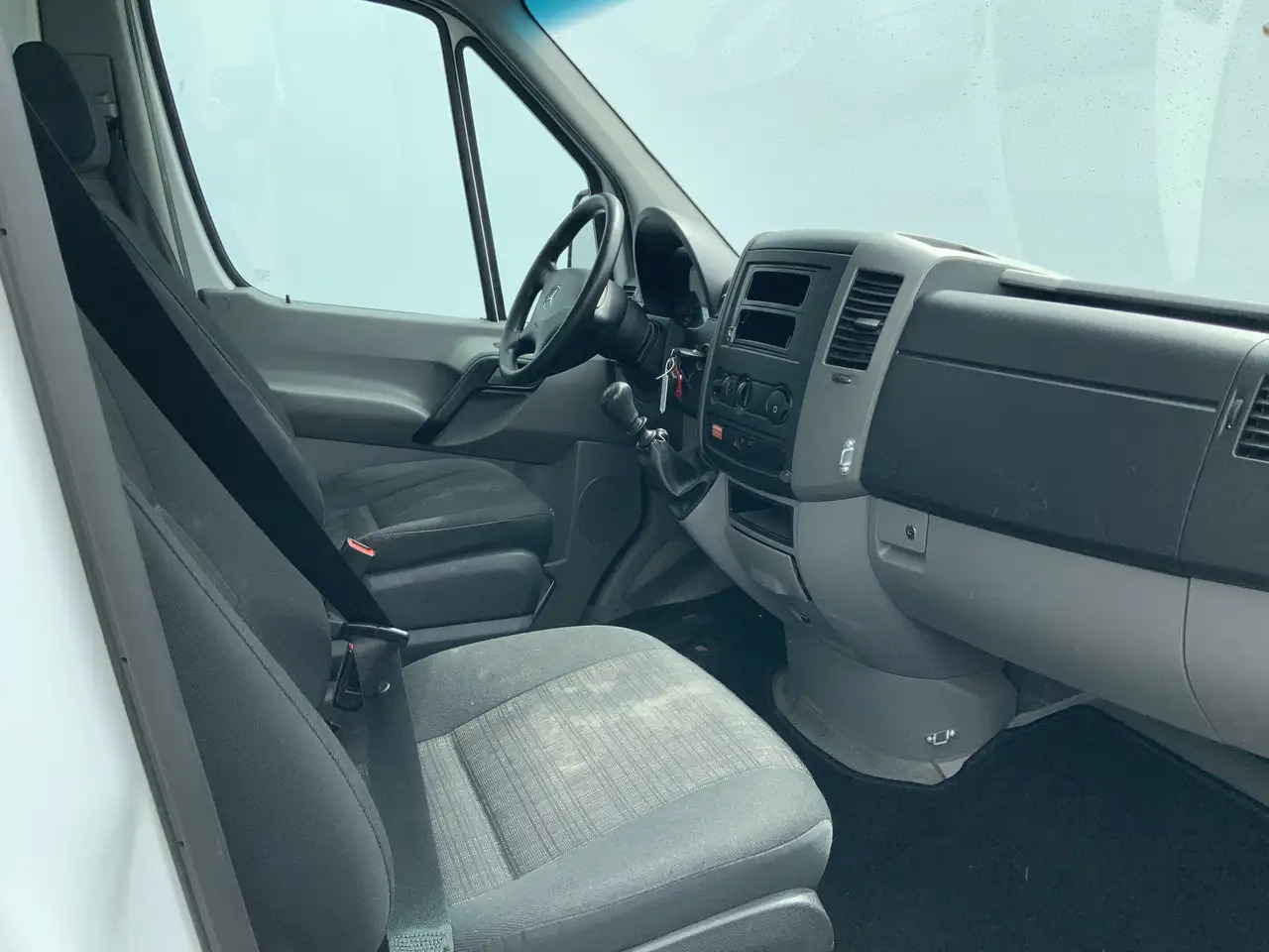 Utilitaire frigorifique Mercedes-Benz Sprinter 311 2.2 CDI 366 40 gr _0 ijswagen 10 Deuren Euro 6: photos 10