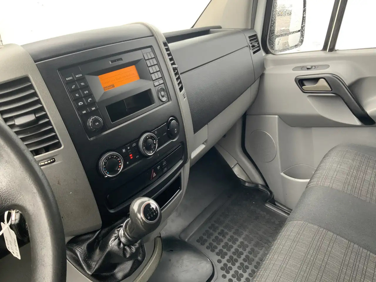 Mercedes-Benz Sprinter 313 2.2 CDI 325 L1 H2 Airco Cruise 3 Zits Trekhaak - Fourgon utilitaire: photos 5 Mercedes-Benz Sprinter 313 2.2 CDI 325 L1 H2 Airco Cruise 3 Zits Trekhaak - Fourgon utilitaire: photos 5