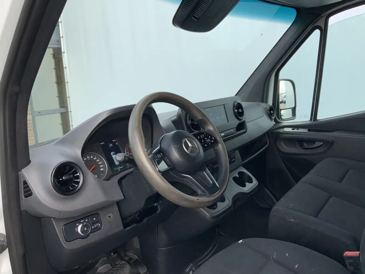 Mercedes-Benz Sprinter 314 2.2 CDI L1H1 Automaat Airco Cruise Camera Navi - Fourgon utilitaire: photos 5 Mercedes-Benz Sprinter 314 2.2 CDI L1H1 Automaat Airco Cruise Camera Navi - Fourgon utilitaire: photos 5