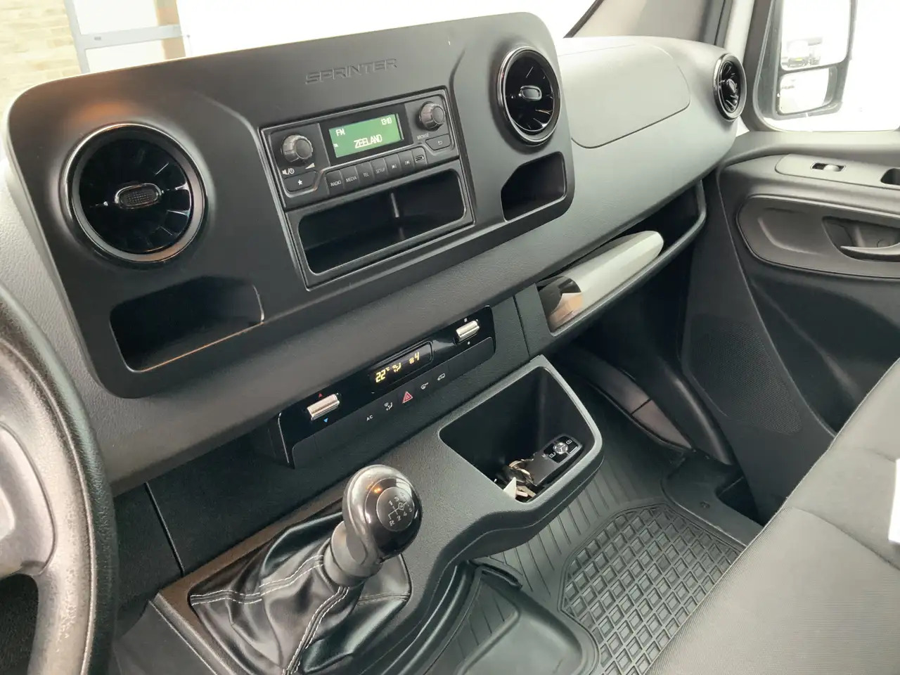 Fourgon utilitaire Mercedes-Benz Sprinter 314 2.2 CDI L2H1 EURO VI-D Airco Camera 3 Zits Ext: photos 16