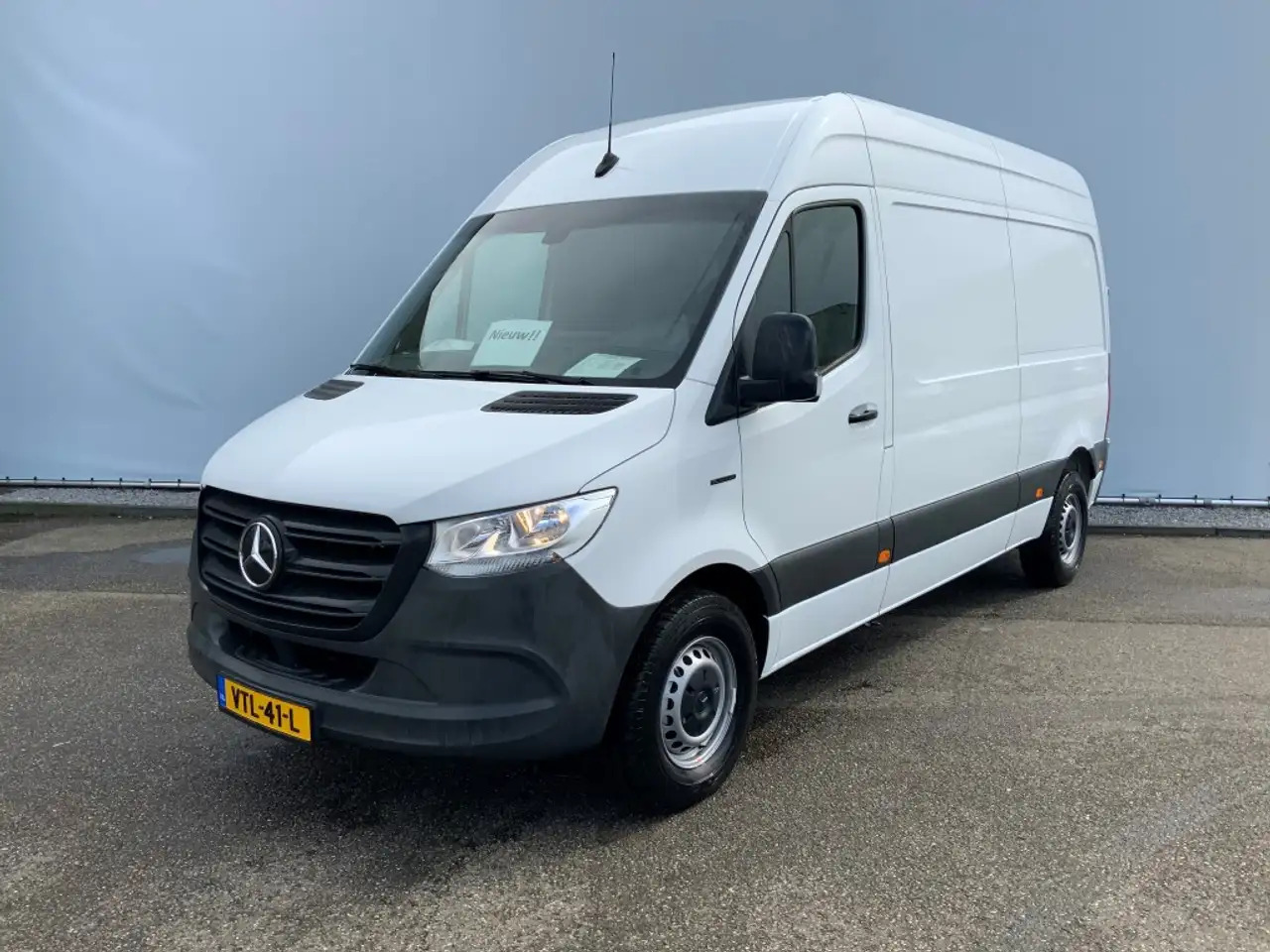 Mercedes-Benz Sprinter E-Sprinter NIEUW !!! L2H2 55 kWh Airco 3 Zits Opst - Fourgon utilitaire: photos 1 Mercedes-Benz Sprinter E-Sprinter NIEUW !!! L2H2 55 kWh Airco 3 Zits Opst - Fourgon utilitaire: photos 1