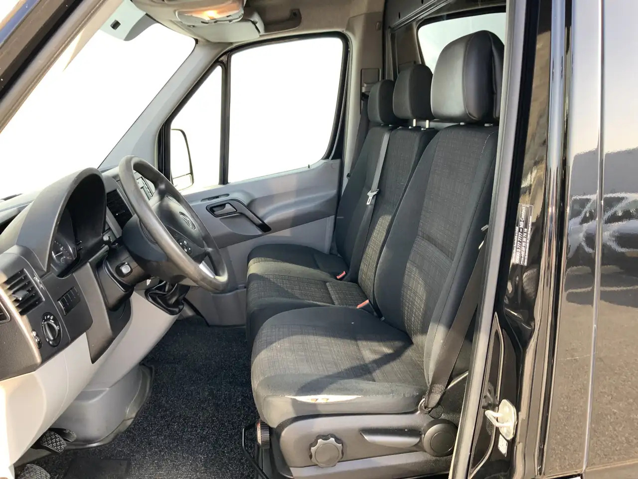 Mercedes-Benz Sprinter L2H1 316 2.2 CDI 366 HD EURO 6 - Fourgon utilitaire: photos 4 Mercedes-Benz Sprinter L2H1 316 2.2 CDI 366 HD EURO 6 - Fourgon utilitaire: photos 4