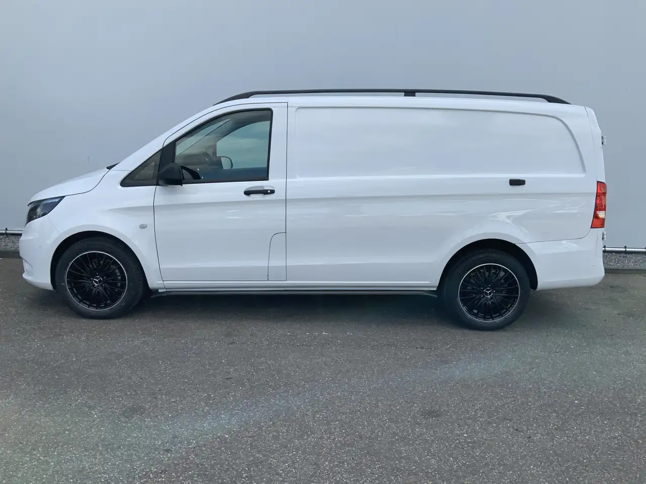 Mercedes-Benz Vito Automaat 116 CDI Lang 2 Airco Cruise 3 Zits Alu Ve - Fourgon utilitaire: photos 3 Mercedes-Benz Vito Automaat 116 CDI Lang 2 Airco Cruise 3 Zits Alu Ve - Fourgon utilitaire: photos 3