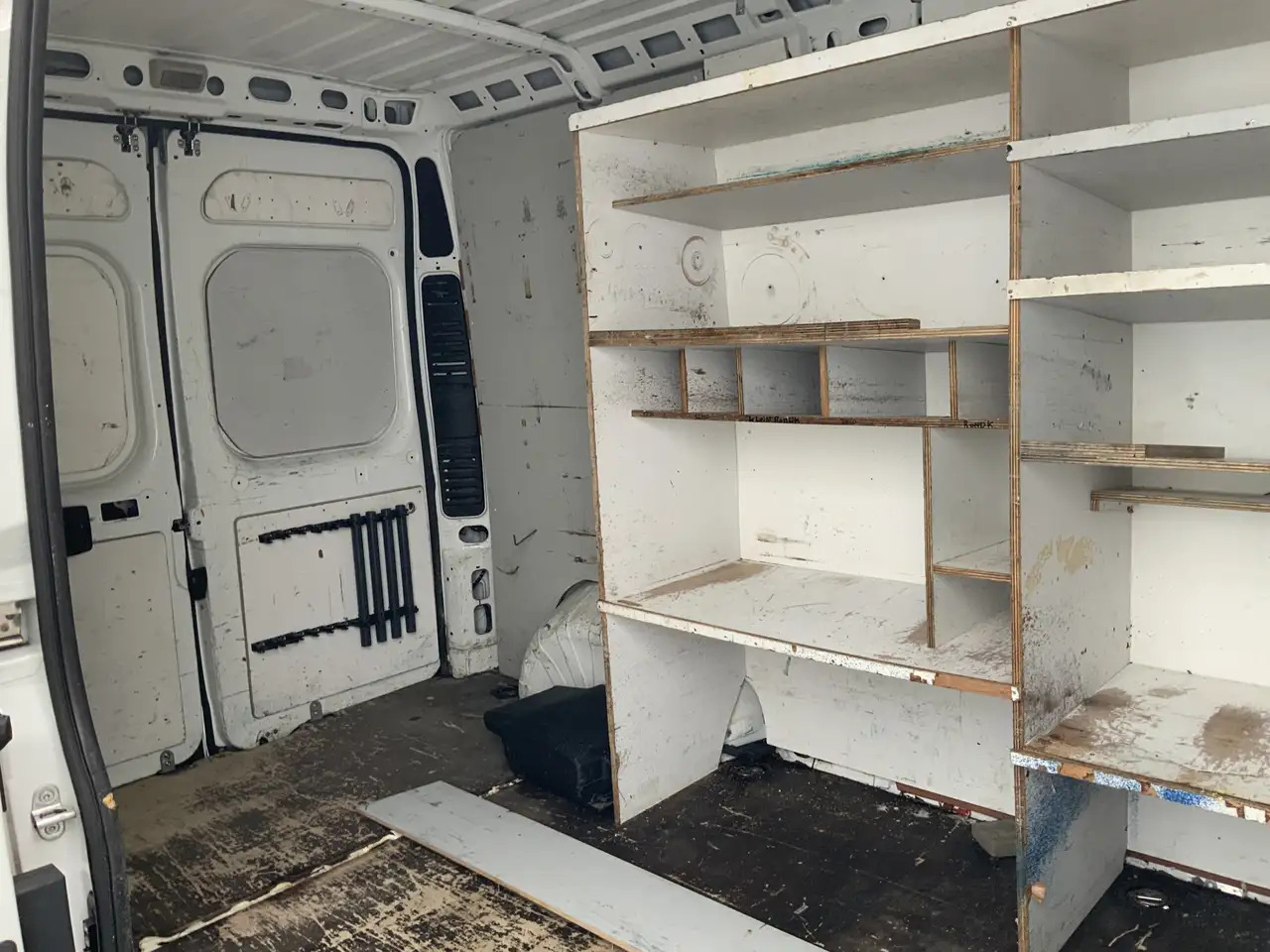 Peugeot Boxer 330 2.2 HDI L2H2 Première Airco Cruise Camera side - Fourgon utilitaire: photos 5 Peugeot Boxer 330 2.2 HDI L2H2 Première Airco Cruise Camera side - Fourgon utilitaire: photos 5