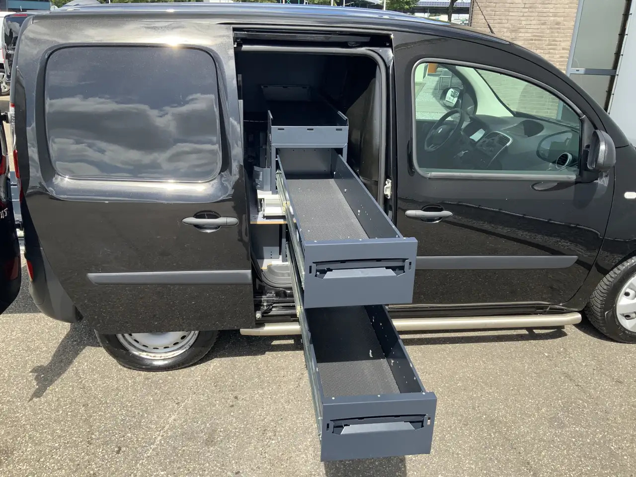 Renault Kangoo 1.5 dCi 90 Energy Comfort Plus .Sortimo Kasten Com - Fourgonnette: photos 5 Renault Kangoo 1.5 dCi 90 Energy Comfort Plus .Sortimo Kasten Com - Fourgonnette: photos 5