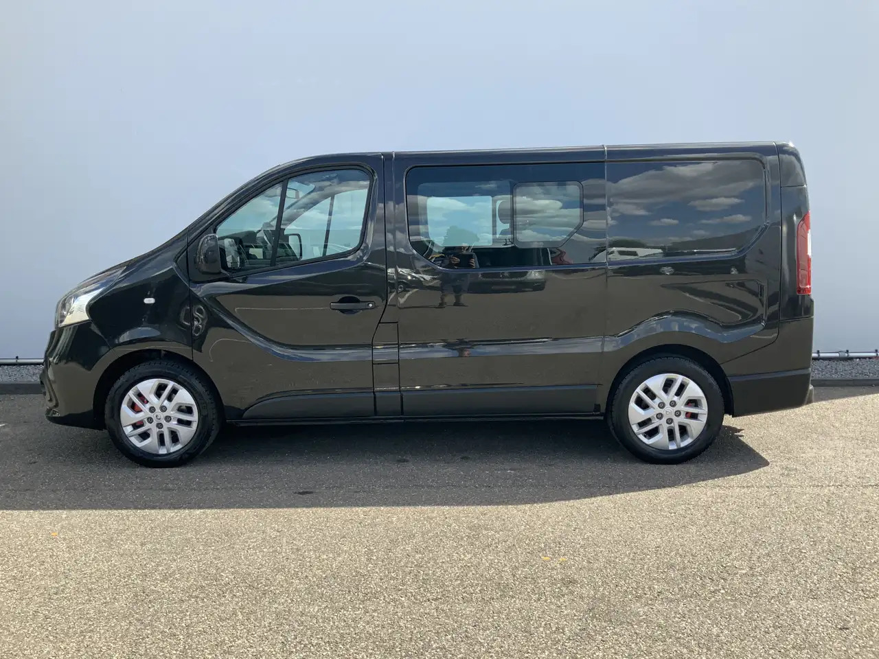 Renault Trafic 1.6 dCi T27 L1H1 Dub Cab Airco Cruise 6 Zits Alu V - Utilitaire double cabine: photos 3 Renault Trafic 1.6 dCi T27 L1H1 Dub Cab Airco Cruise 6 Zits Alu V - Utilitaire double cabine: photos 3