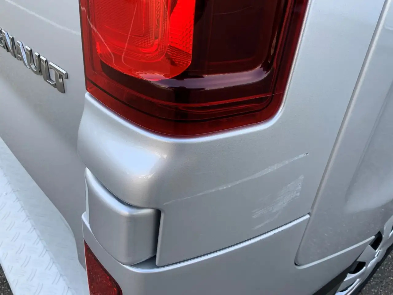 Renault Trafic 1.6 dCi T29 L2H1 Dub Cab Airco Camera Navi Trekhaa en crédit-bail Renault Trafic 1.6 dCi T29 L2H1 Dub Cab Airco Camera Navi Trekhaa: photos 25