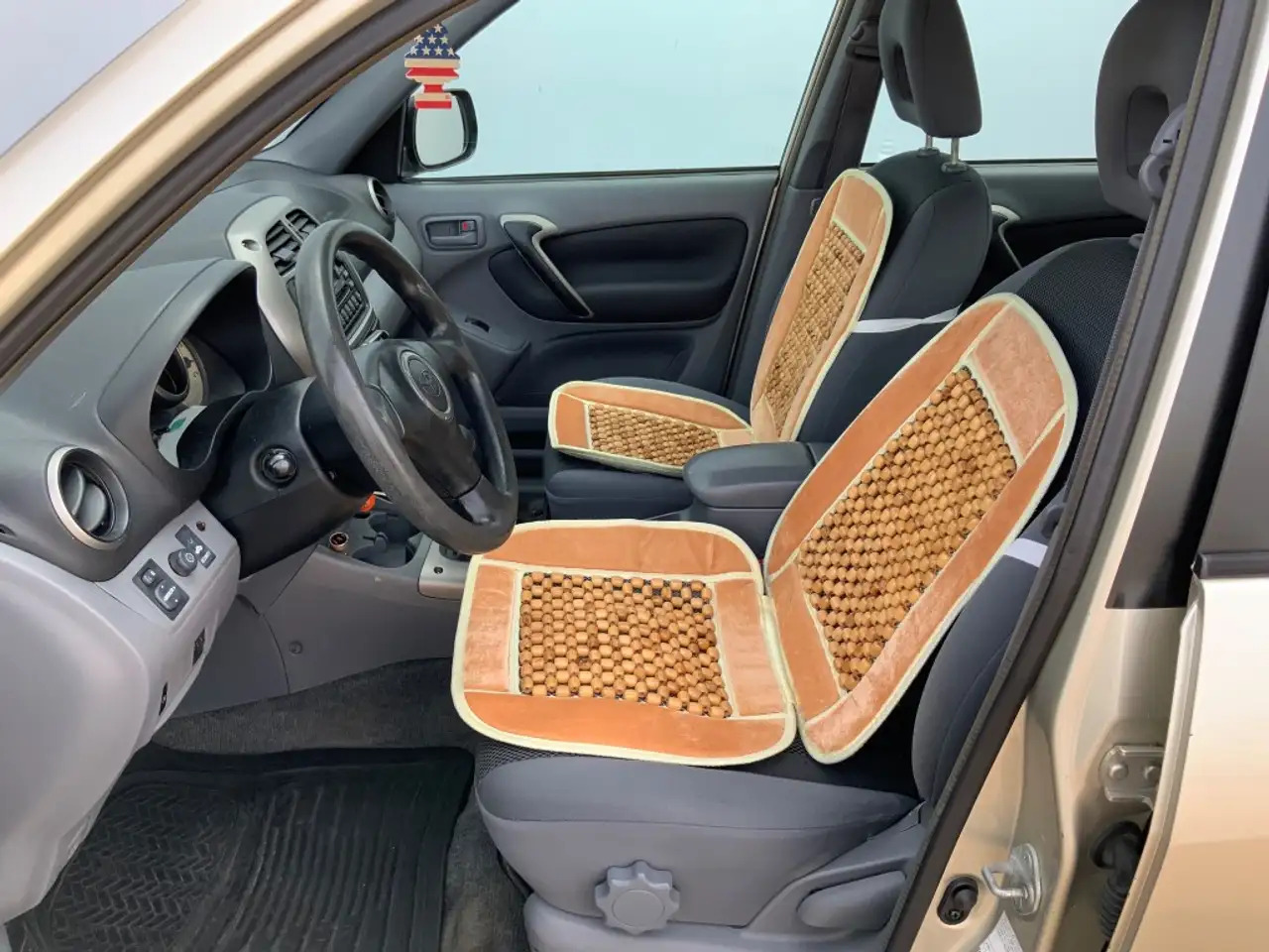Toyota RAV 4 EXPORT FIXPRICE !!!! 4X4 Airco Cruise Automaat Alu - SUV: photos 4 Toyota RAV 4 EXPORT FIXPRICE !!!! 4X4 Airco Cruise Automaat Alu - SUV: photos 4
