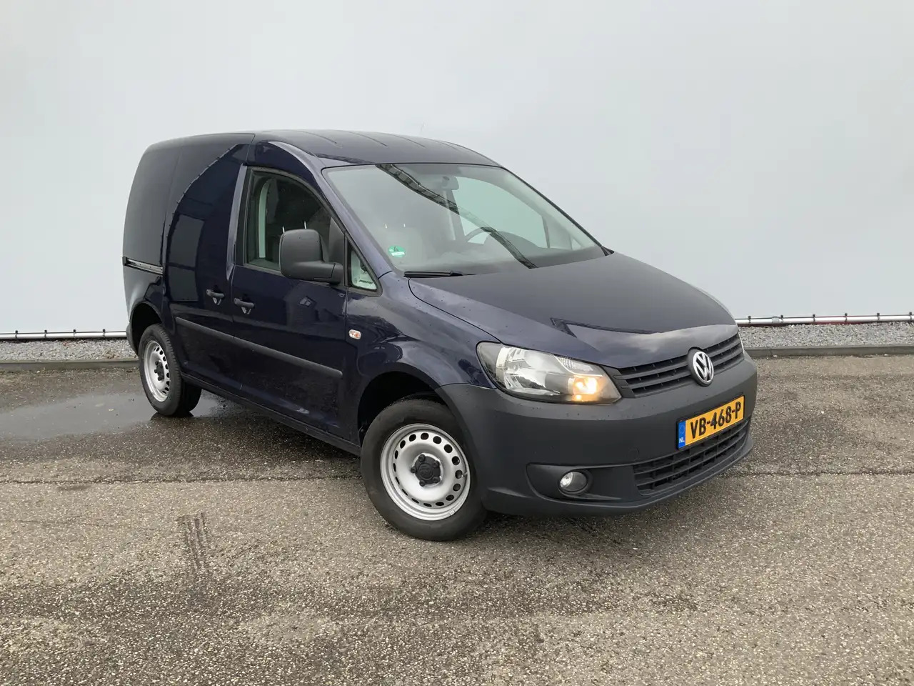 Volkswagen Caddy 1.6 TDI Airco Trekhaak 1400 kg Euro 5 - Fourgonnette: photos 5 Volkswagen Caddy 1.6 TDI Airco Trekhaak 1400 kg Euro 5 - Fourgonnette: photos 5