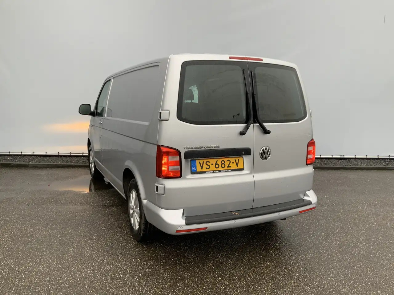 Volkswagen T6 Transporter 2.0 TDI L1H1 Highline Airco Cruise Alu Velg( R Por - Fourgon utilitaire: photos 2 Volkswagen T6 Transporter 2.0 TDI L1H1 Highline Airco Cruise Alu Velg( R Por - Fourgon utilitaire: photos 2
