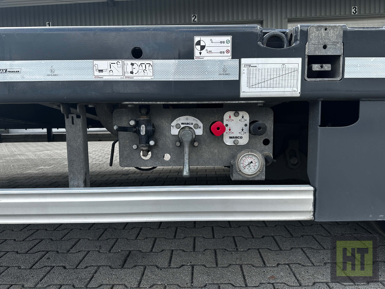 Faymonville MAX Trailer 4-Achs-Mega-Tele-Semi-niedrigbereift - Semi-remorque surbaissé: photos 5 Faymonville MAX Trailer 4-Achs-Mega-Tele-Semi-niedrigbereift - Semi-remorque surbaissé: photos 5