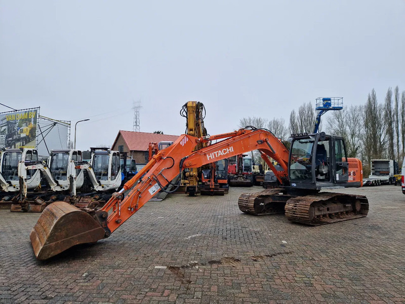 Hitachi ZX160LC-3 rijwerk 85% - Pelle sur chenille: photos 2 Hitachi ZX160LC-3 rijwerk 85% - Pelle sur chenille: photos 2