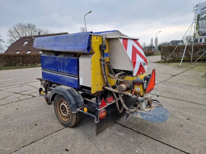 Onbekend Nido Stratos B08-15 nat zoutstrooier zo uit het werk - Epandeur de sable: photos 3 Onbekend Nido Stratos B08-15 nat zoutstrooier zo uit het werk - Epandeur de sable: photos 3