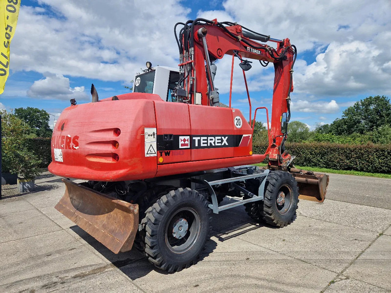 Terex TW160 inclusief kantelbak (1.98m.) - Pelle sur pneus: photos 4 Terex TW160 inclusief kantelbak (1.98m.) - Pelle sur pneus: photos 4