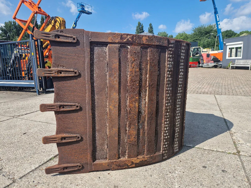 Verachtert tandenbak 1.40m. breed CW30/40 - Godet pour Engins de chantier: photos 2 Verachtert tandenbak 1.40m. breed CW30/40 - Godet pour Engins de chantier: photos 2