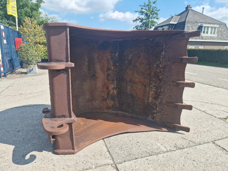 Verachtert tandenbak 1.40m. breed CW30/40 - Godet pour Engins de chantier: photos 3 Verachtert tandenbak 1.40m. breed CW30/40 - Godet pour Engins de chantier: photos 3
