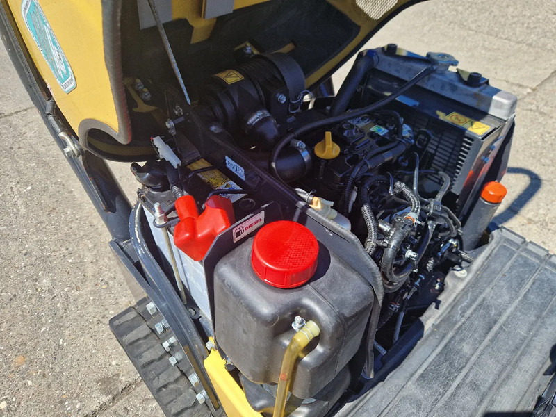 Yanmar SV08-1A gewicht 960kg. - Mini pelle: photos 5 Yanmar SV08-1A gewicht 960kg. - Mini pelle: photos 5