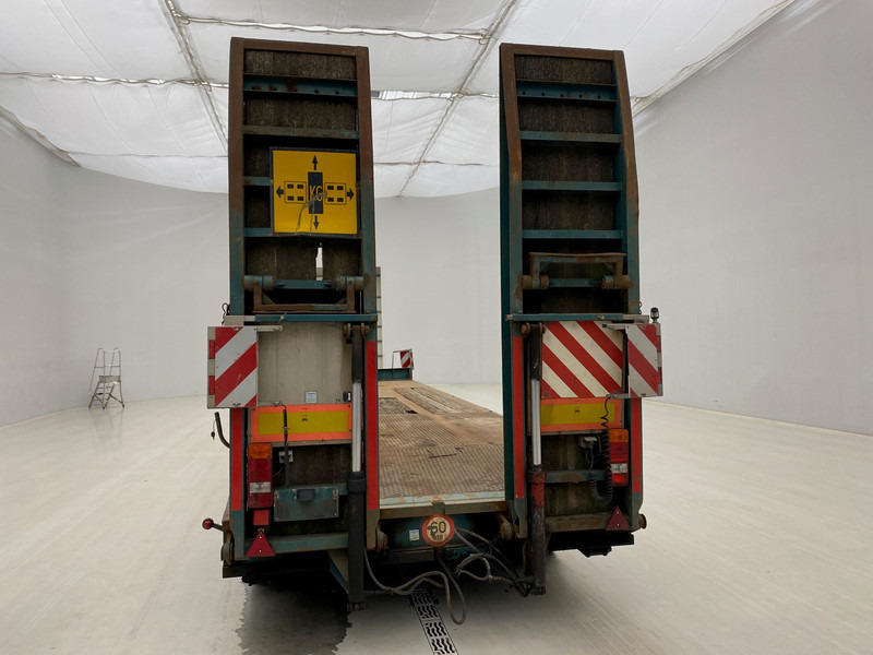 ATM Low bed trailer - Remorque porte-engin surbaissée: photos 4 ATM Low bed trailer - Remorque porte-engin surbaissée: photos 4
