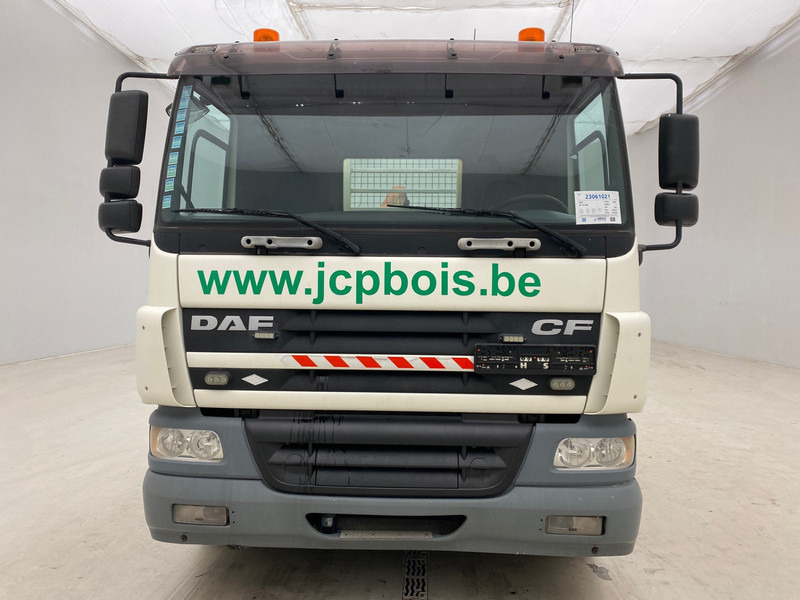 DAF CF75.250 - 6x2 - Camion plateau, Camion grue: photos 2 DAF CF75.250 - 6x2 - Camion plateau, Camion grue: photos 2