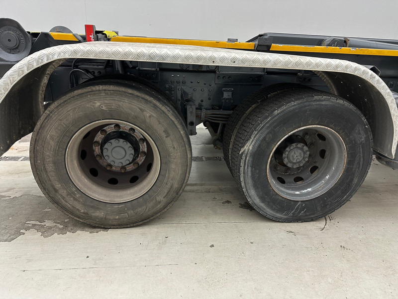 DAF CF75.360 - 6x2 - Camion ampliroll: photos 4 DAF CF75.360 - 6x2 - Camion ampliroll: photos 4