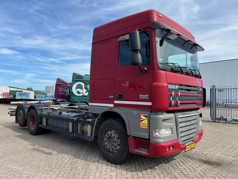 DAF XF105.460 Space Cab - Châssis cabine: photos 3 DAF XF105.460 Space Cab - Châssis cabine: photos 3