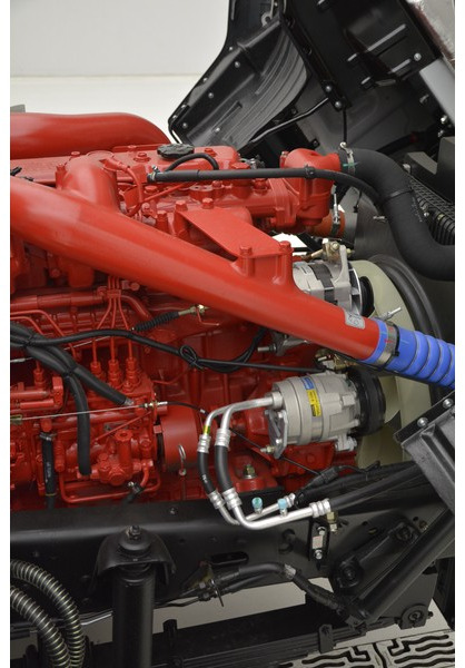 Daewoo Novus SE 340 K4DEF - 6x4 - UNUSED - Camion benne: photos 5 Daewoo Novus SE 340 K4DEF - 6x4 - UNUSED - Camion benne: photos 5