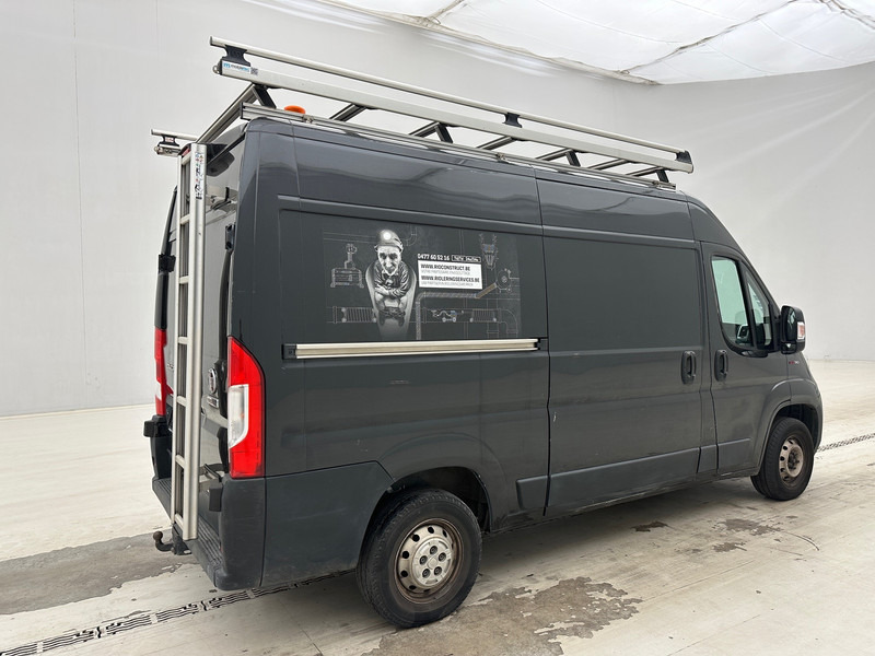 Fiat Ducato 2.3 130 - Fourgon utilitaire: photos 4 Fiat Ducato 2.3 130 - Fourgon utilitaire: photos 4